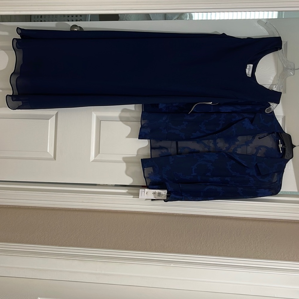 Beautiful 2 piece dark blue dress with tags